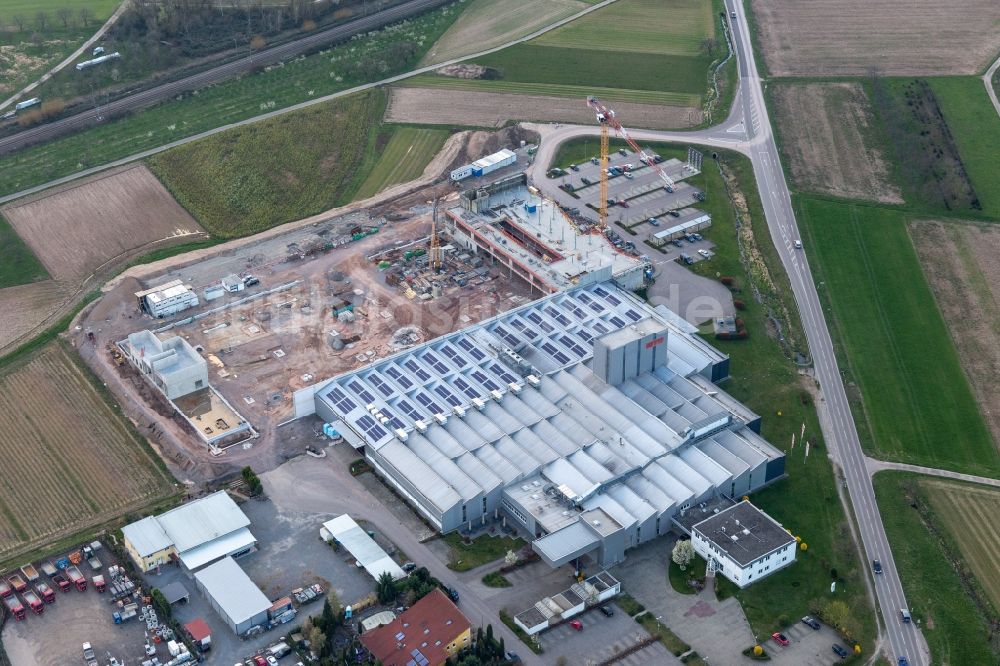 Luftaufnahme Ohlsbach - Erweiterungsbaustelle am Werksgelände der WTO GmbH in Ohlsbach im Bundesland Baden-Württemberg, Deutschland