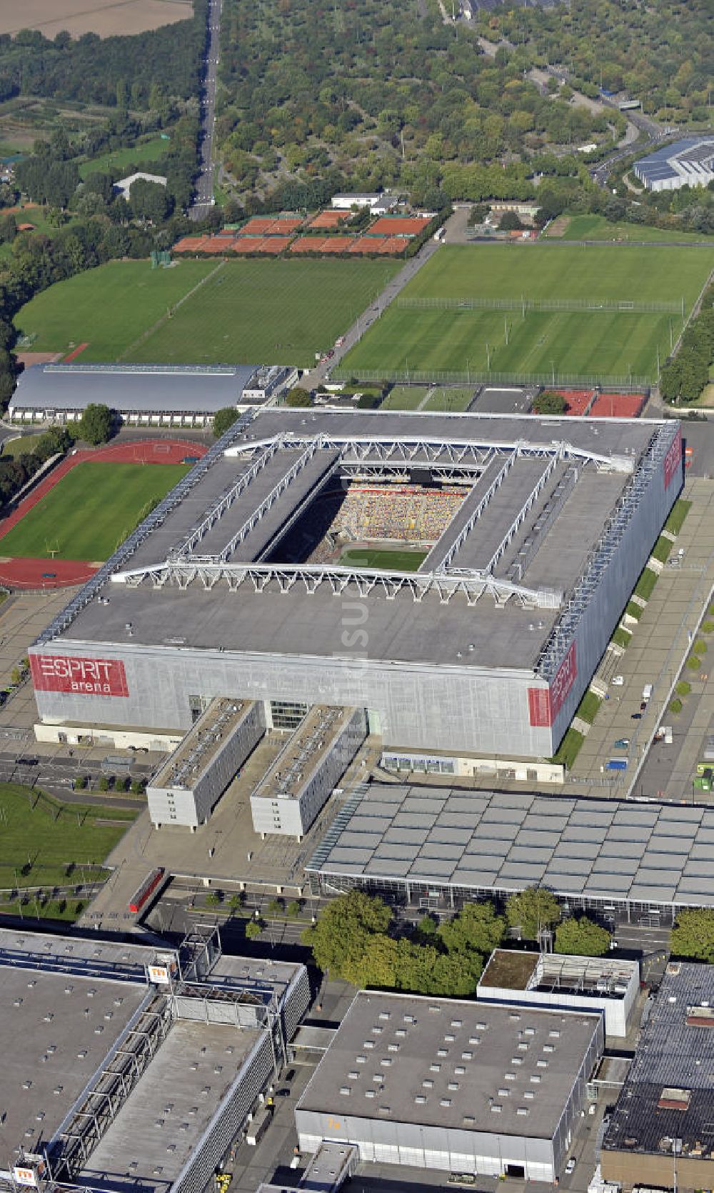 Luftbild Düsseldorf - Esprit Arena Düsseldorf