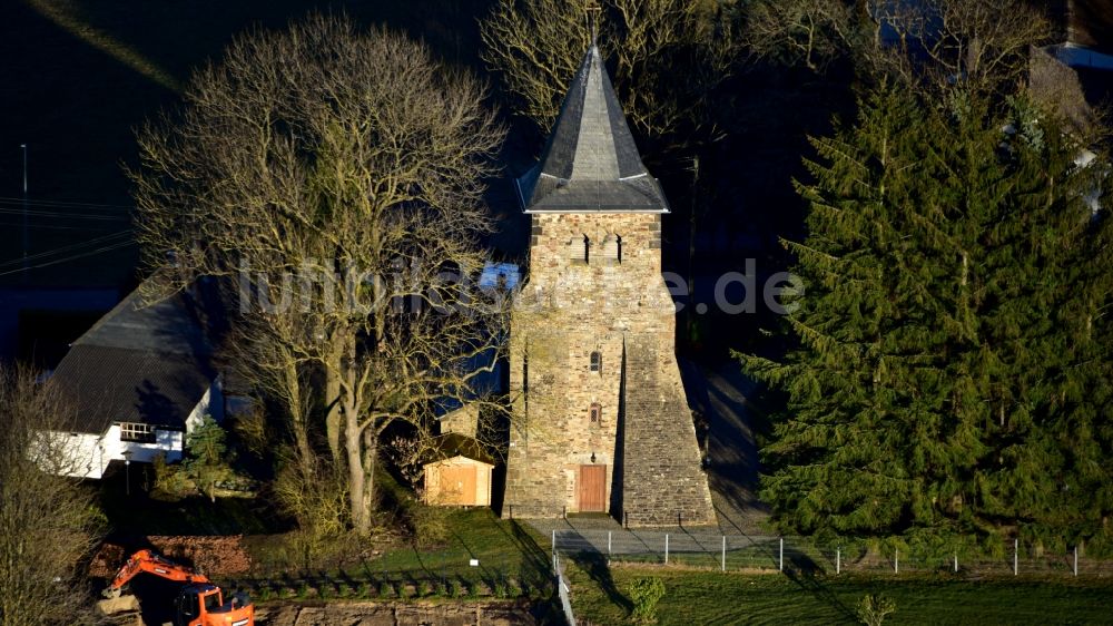 Luftaufnahme Kircheib - Evangelische Pfarrkirche in Kircheib im Bundesland Rheinland-Pfalz, Deutschland