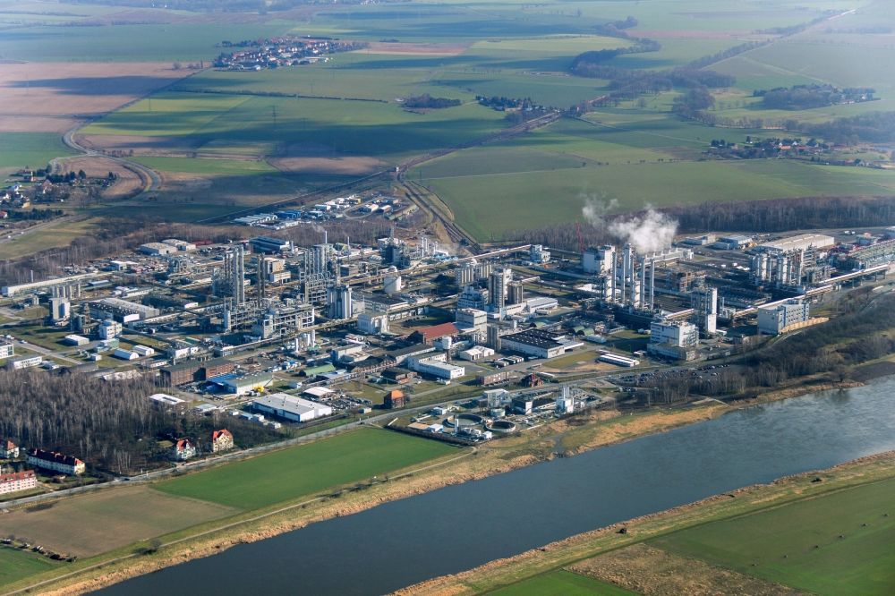 Luftbild Nünchritz - Fabrikanlage der Wacker Chemie AG in Nünchritz im Bundesland Sachsen