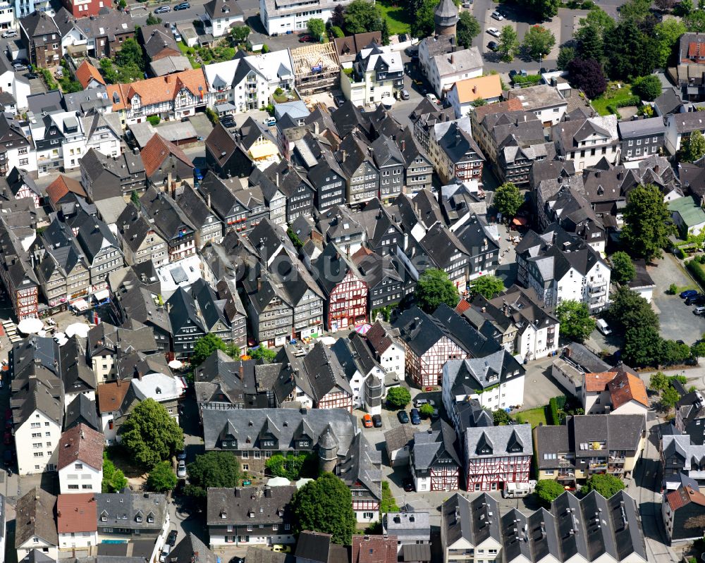 Luftbild Herborn - Fachwerkhaus- und Mehrfamilienhaus- Wohngebiet in Herborn im Bundesland Hessen, Deutschland