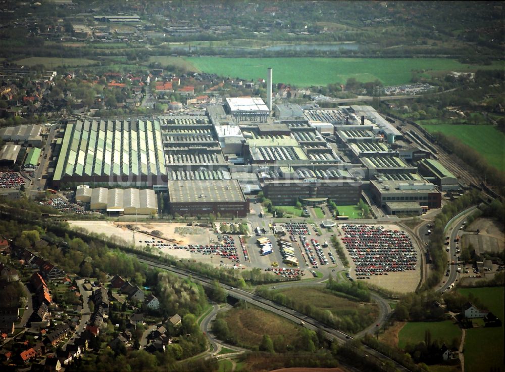 Bochum aus der Vogelperspektive: Fahrzeugbau- Werksgelände der Opel AG in Bochum im Bundesland Nordrhein-Westfalen, Deutschland