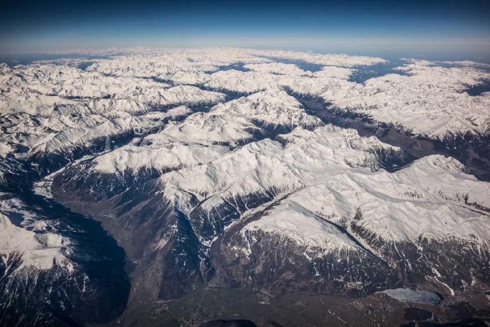Luftbild Lugano - Felsen- und Berglandschaft Alpen in in Lombardei, Italien