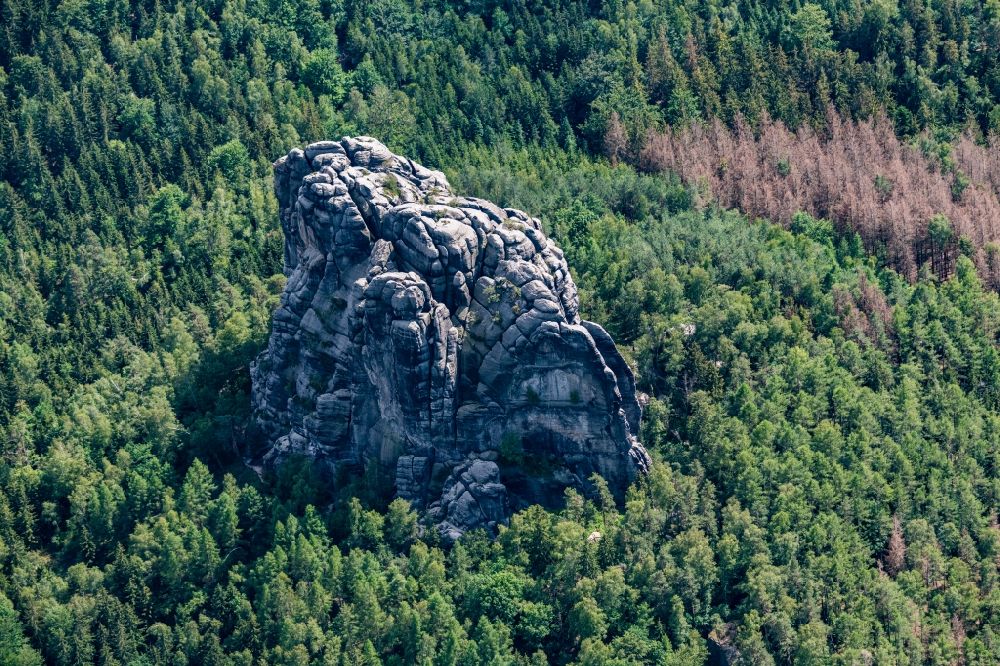 Ostrau aus der Vogelperspektive: Felsen- und Berglandschaft im Elbsandsteingebirge in Ostrau im Bundesland Sachsen, Deutschland