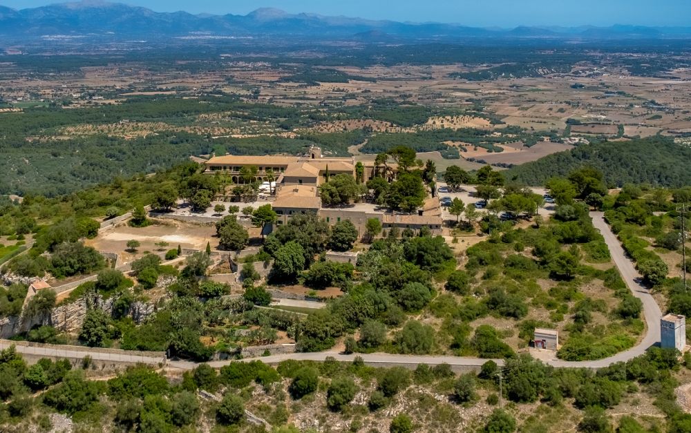 Luftbild Algaida - Felsen- und Berglandschaft Ermita de Sant Honorat und Santuari de Gracia in Algaida in Balearische Insel Mallorca, Spanien