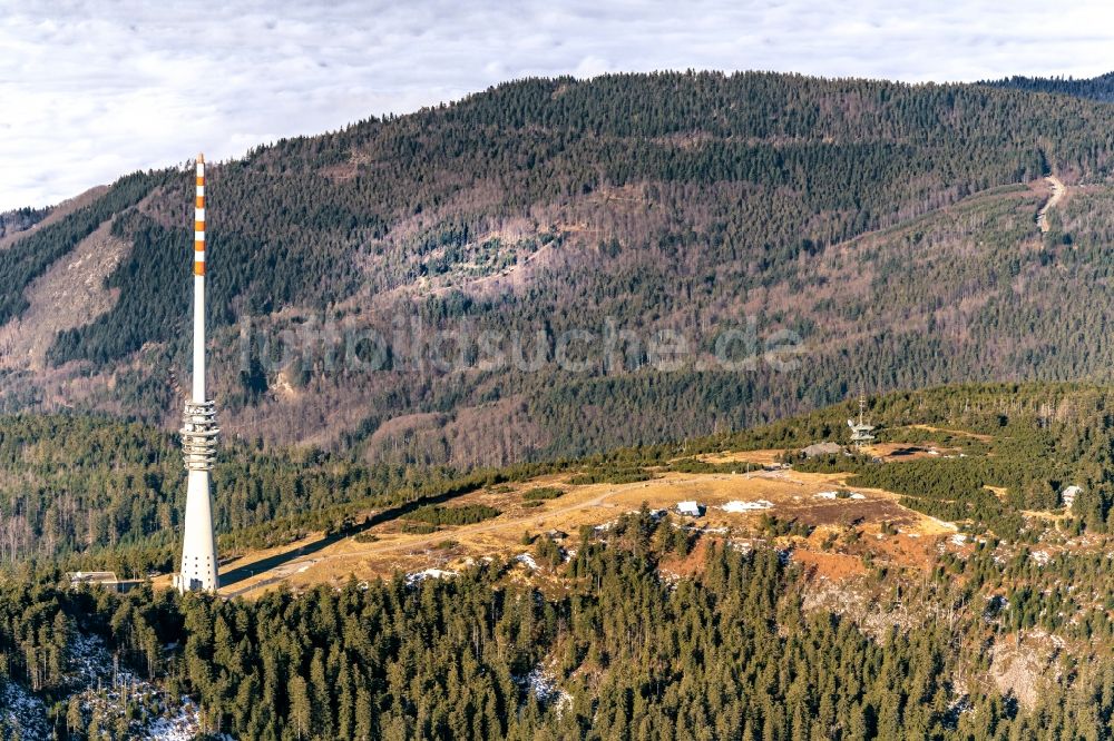 Luftaufnahme Sasbach - Felsen- und Berglandschaft Hornisginde im Nordschwarzwald mit Funkturm in Sasbach im Bundesland Baden-Württemberg, Deutschland
