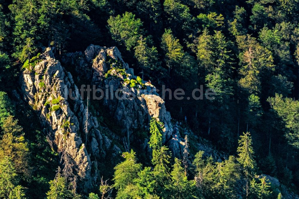 Luftaufnahme Glottertal - Felsen- und Berglandschaft am Kandel in Glottertal im Bundesland Baden-Württemberg, Deutschland