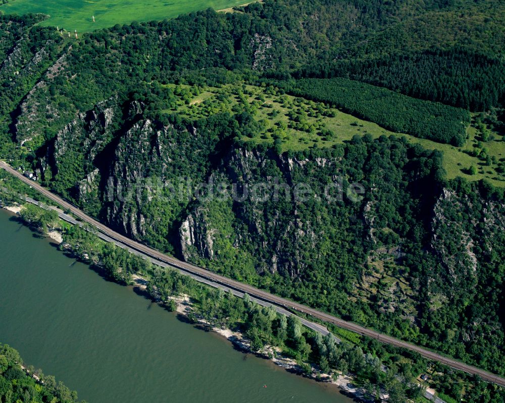 Luftbild Ehrenthal - Felsige Uferbereiche am Rhein in Ehrenthal im Bundesland Rheinland-Pfalz, Deutschland