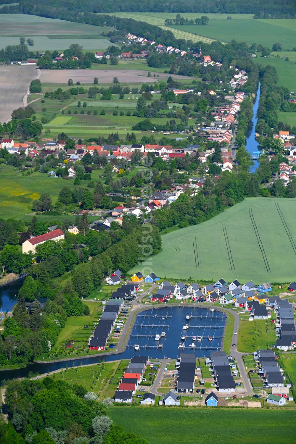 Zerpenschleuse von oben - Ferienhaus Anlage Hafendorf in Zerpenschleuse im Bundesland Brandenburg, Deutschland