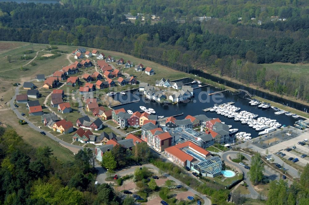 Luftbild Kleinzerlang - Ferienhaus Anlage Marina Wolfsbruch in Kleinzerlang im Bundesland Brandenburg, Deutschland
