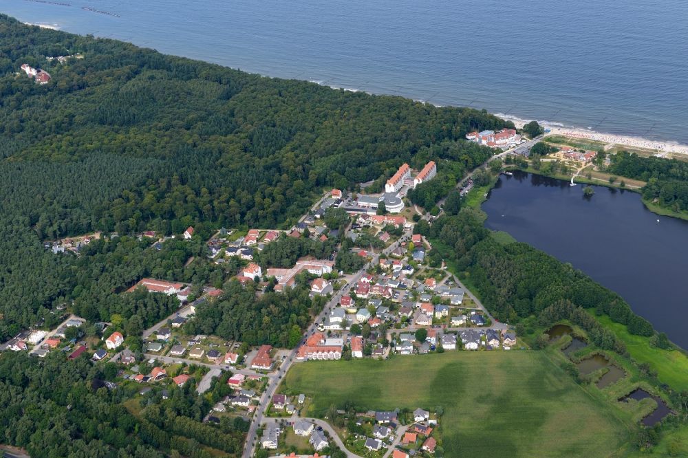 Luftaufnahme Loddin - Ferienhaus Anlage im Ortsteil Kölpinsee in Loddin im Bundesland Mecklenburg-Vorpommern