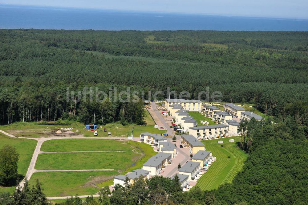 Luftbild OSTSEEBAD GRAL-MÜRITZ - Ferienwohnpark im Küstenwald der HAWO Bauträger KG in unmittelbarer Strandnähe im Ostseeheilbad Graal-Müritz