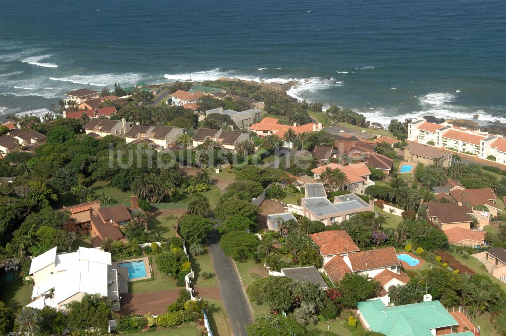 Luftaufnahme RAMSGATE - Ferienwohnungen und Wohnhäuser an der Küste von Ramsgate in Südafrika