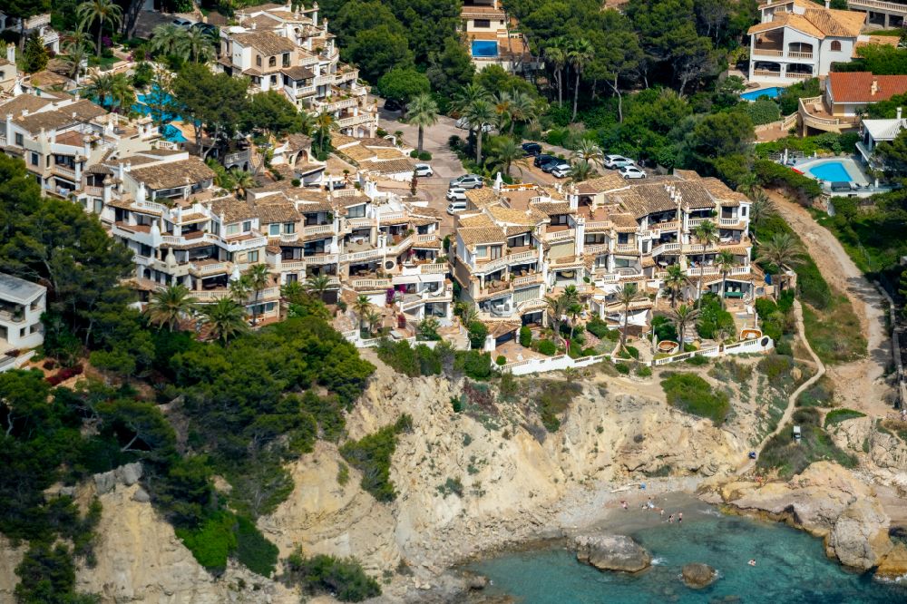 Costa de la Calma aus der Vogelperspektive: Ferienwohnungsanlage Club Monte de Oro in Costa de la Calma in Balearische Insel Mallorca, Spanien