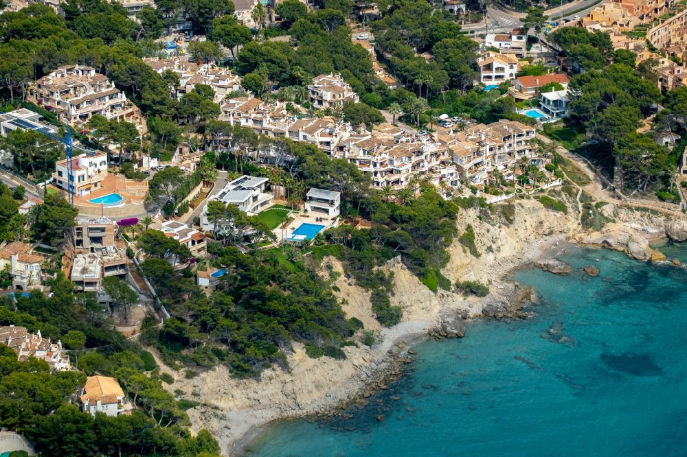Luftaufnahme Costa de la Calma - Ferienwohnungsanlage Club Monte de Oro in Costa de la Calma in Balearische Insel Mallorca, Spanien