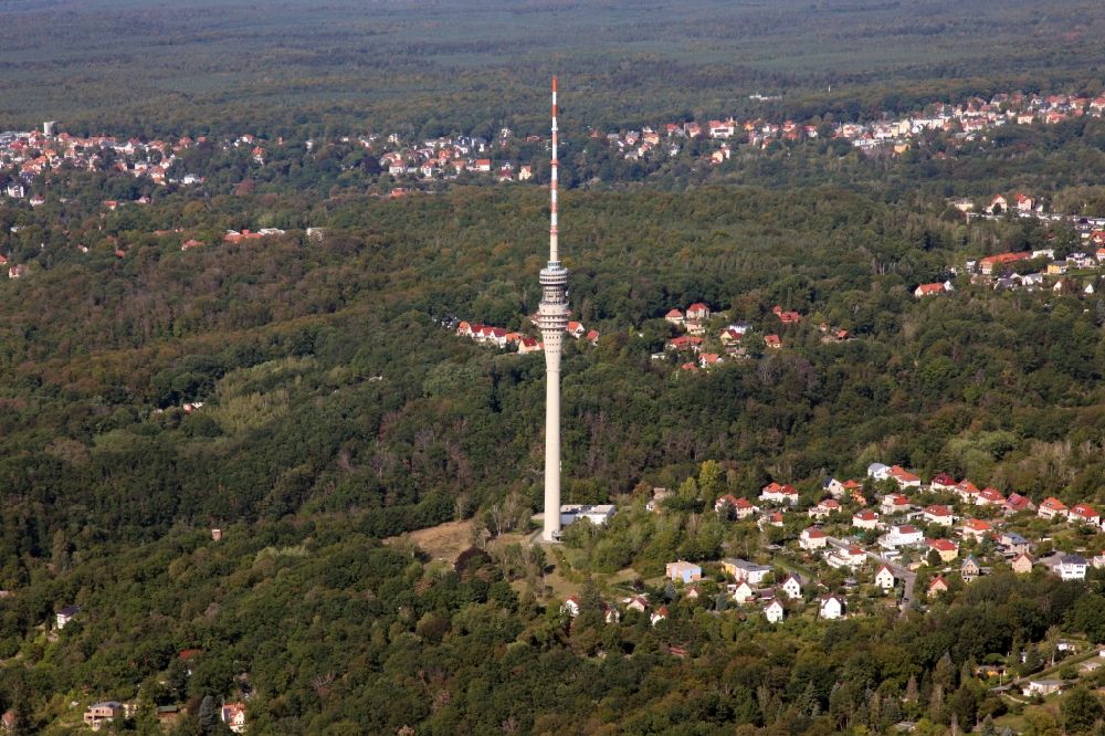 Dresden von oben - Fernmeldeturm und Fernsehturm in Dresden im Bundesland Sachsen, Deutschland