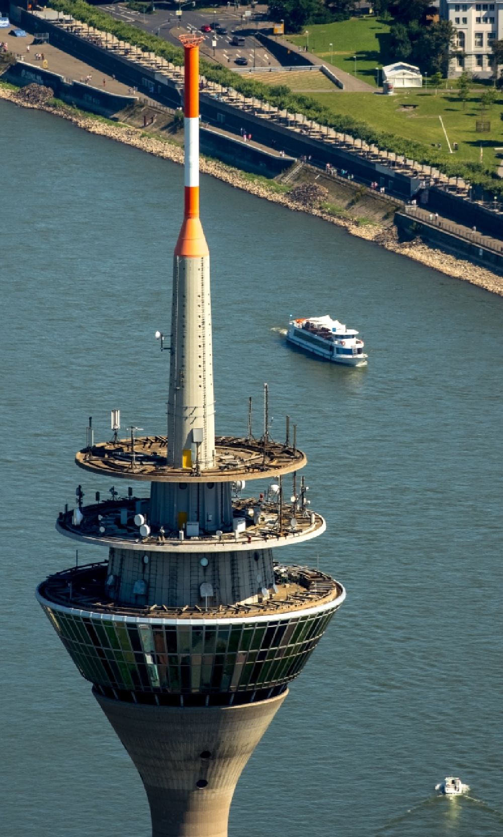 Düsseldorf von oben - Fernmeldeturm und Fernsehturm in Düsseldorf im Bundesland Nordrhein-Westfalen