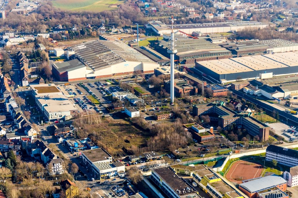 Bochum aus der Vogelperspektive: Fernmeldeturm und Fernsehturm im Ortsteil Innenstadt in Bochum im Bundesland Nordrhein-Westfalen, Deutschland