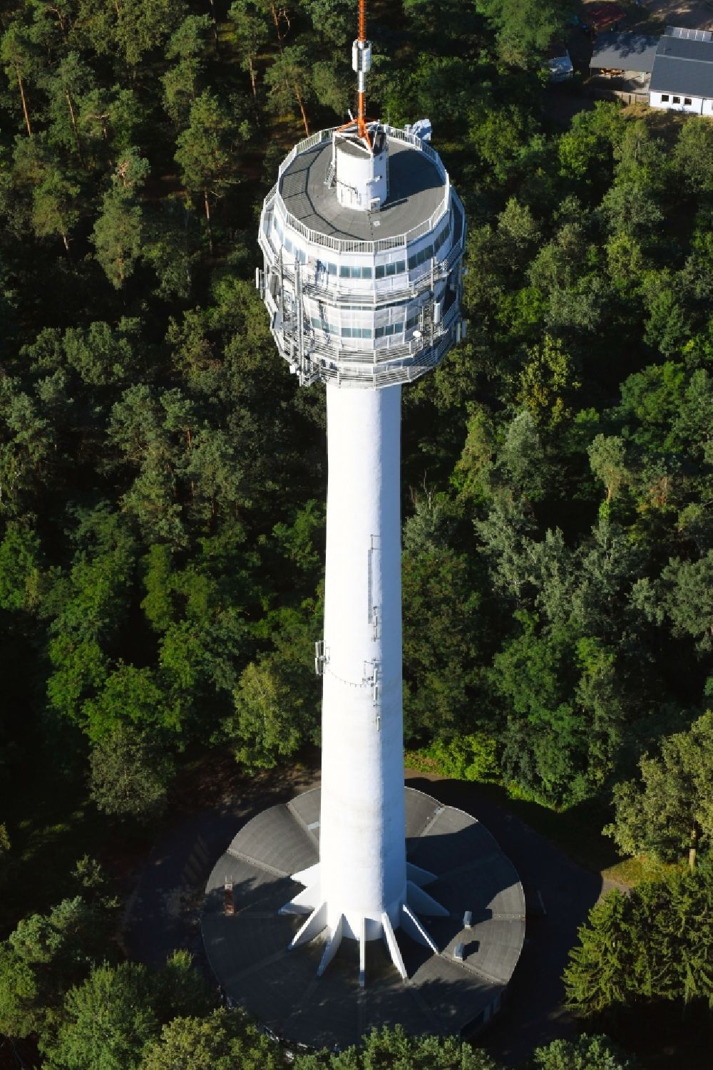 Luftaufnahme Schönwalde-Glien - Fernmeldeturm und Fernsehturm in Schönwalde-Glien im Bundesland Brandenburg, Deutschland