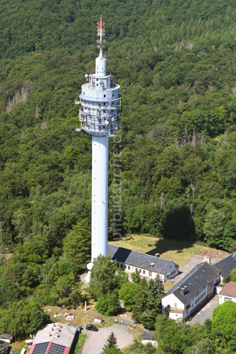 Luftaufnahme Steinthaleben - Fernmeldeturm und Fernsehturm in Steinthaleben im Bundesland Thüringen, Deutschland