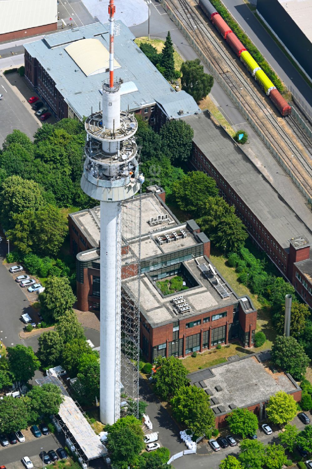 Bochum aus der Vogelperspektive: Fernmeldeturm und Grundnetzsender in Bochum im Bundesland Nordrhein-Westfalen, Deutschland