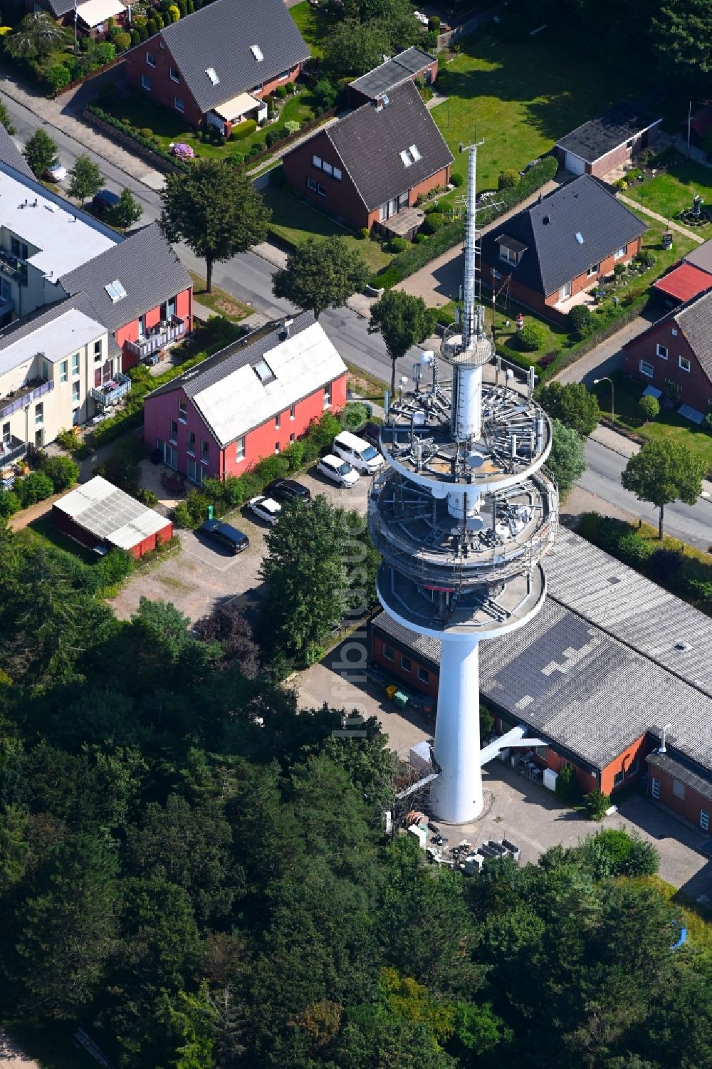 Luftbild Wyk auf Föhr - Fernmeldeturm und Grundnetzsender in Wyk auf Föhr im Bundesland Schleswig-Holstein, Deutschland