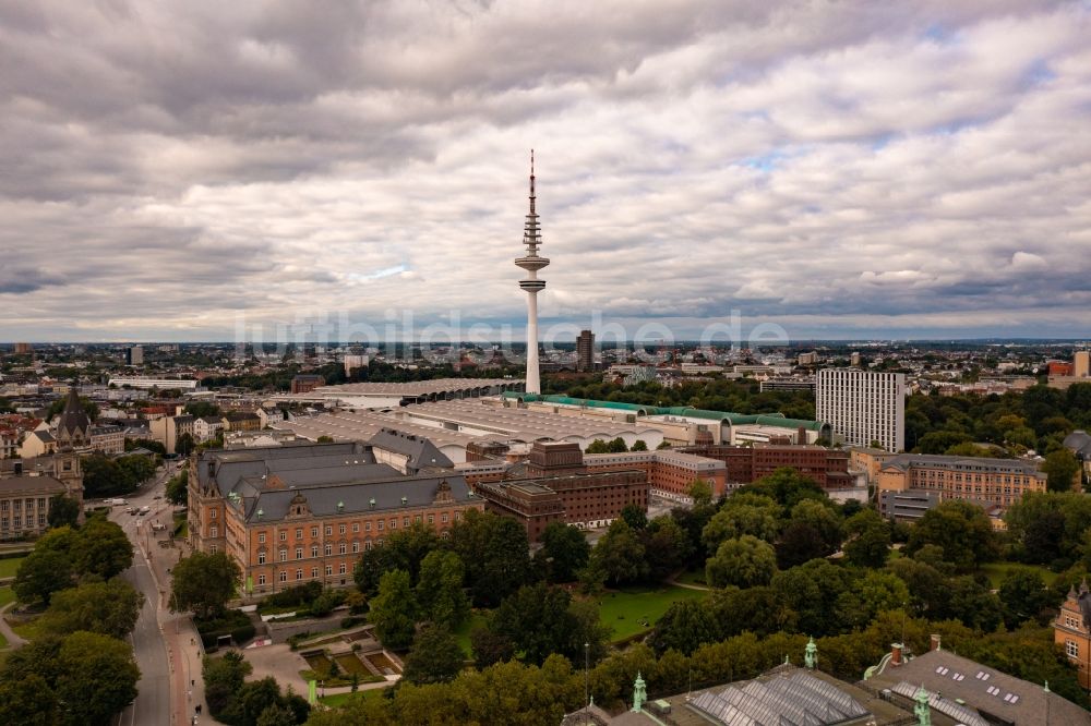 Hamburg von oben - Fernsehturm Heinrich-Hertz-Turm am Messegelände in Hamburg