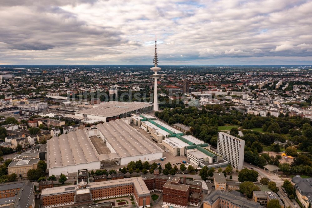Hamburg aus der Vogelperspektive: Fernsehturm Heinrich-Hertz-Turm am Messegelände in Hamburg