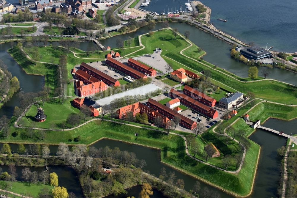 Kopenhagen aus der Vogelperspektive: Festungsanlage Kastell von Kopenhagen Gl. Hovedvagt in Kopenhagen in Region Hovedstaden, Dänemark