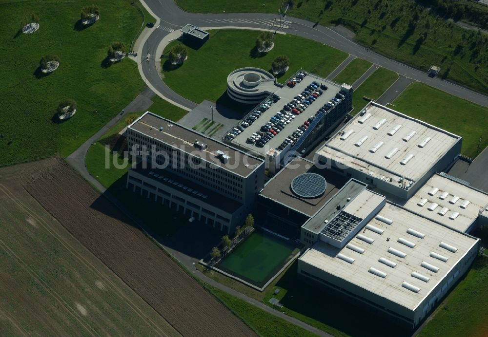 Melsungen von oben - Firmengelände der B.Braun Melsungen AG und des Ausbildungszentrums in Melsungen im Bundesland Hessen