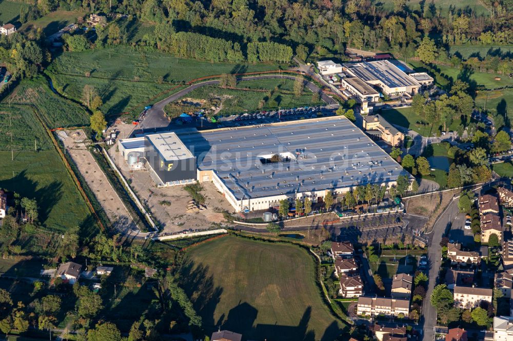 Rivolta d'Adda von oben - Firmengelände der Faster S.r.l. in Rivolta d'Adda in der Lombardei -Lombardia, Italien