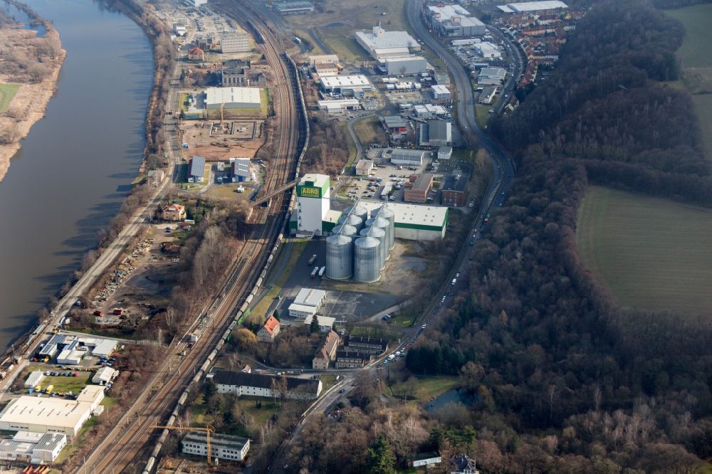 Luftaufnahme Heidenau - Firmengelände Agro Terminal in Heidenau im Bundesland Sachsen