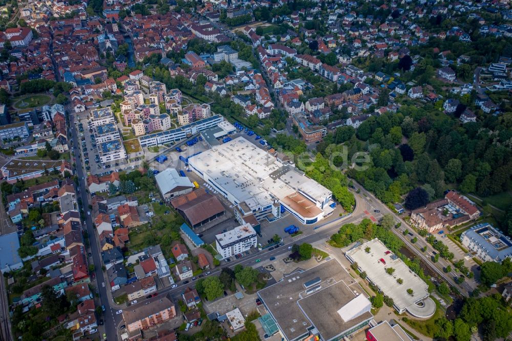 Luftaufnahme Ettlingen - Firmengelände der bardusch GmbH & Co. KG in Ettlingen im Bundesland Baden-Württemberg, Deutschland