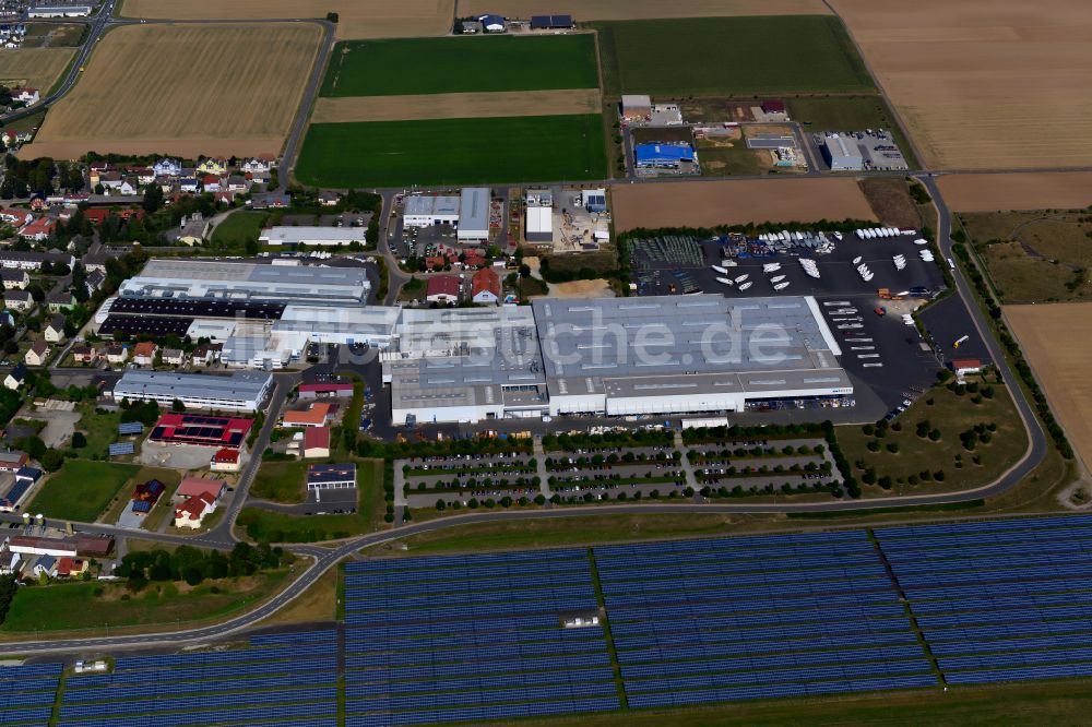 Giebelstadt von oben - Firmengelände der Bavaria Yachtbau GmbH in Giebelstadt im Bundesland Bayern, Deutschland