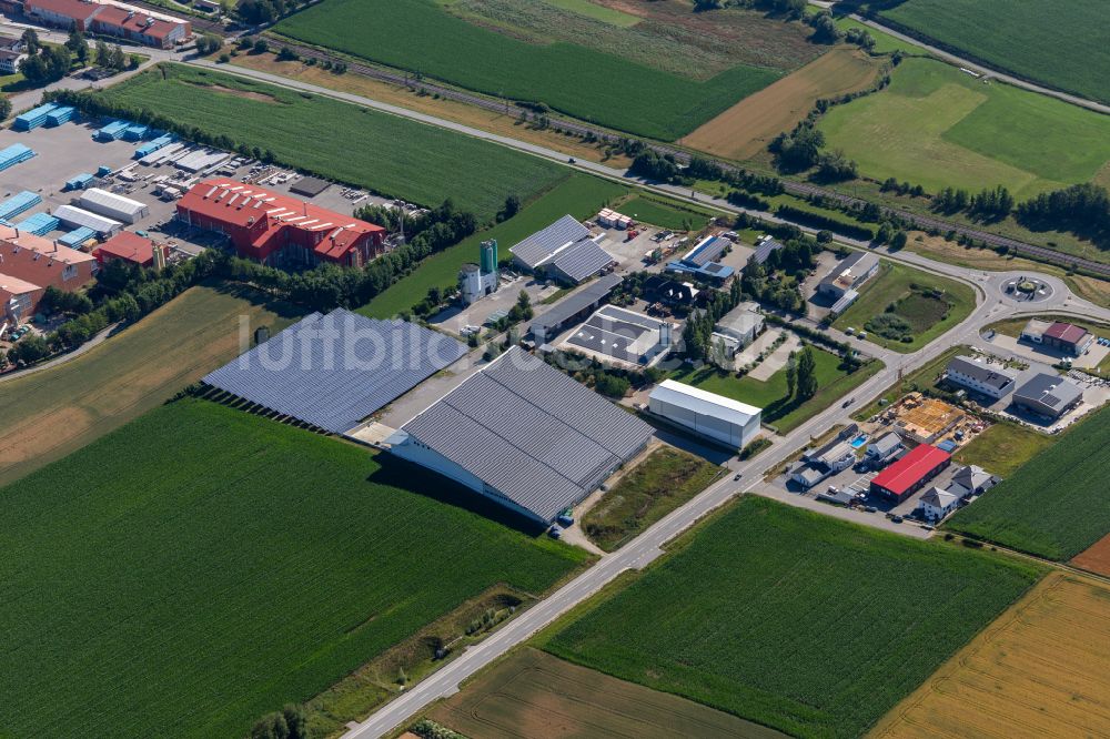 Neufahrn in Niederbayern von oben - Firmengelände der Berzl Treppenbau in Neufahrn in Niederbayern im Bundesland Bayern, Deutschland
