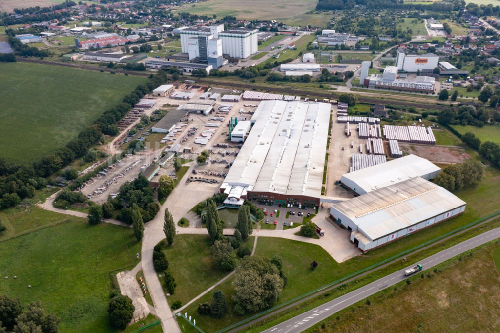 Luftaufnahme Karstädt - Firmengelände der Braas GmbH in Karstädt im Bundesland Brandenburg