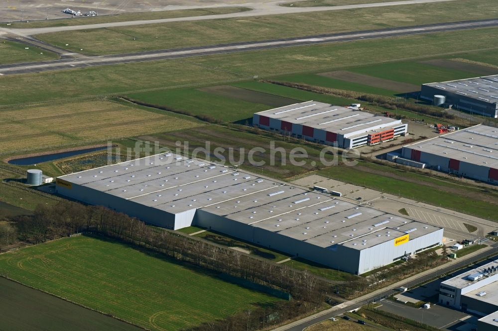 Langenhagen aus der Vogelperspektive: Firmengelände der Continental AG Langenhagen in Langenhagen im Bundesland Niedersachsen, Deutschland