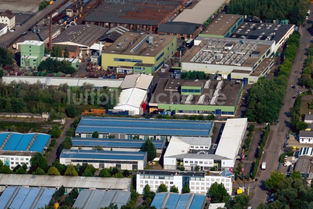 Luftaufnahme Rastatt - Firmengelände der der N&W Evoca Group und umliegendes Gewerbe in Rastatt im Bundesland Baden-Württemberg, Deutschland