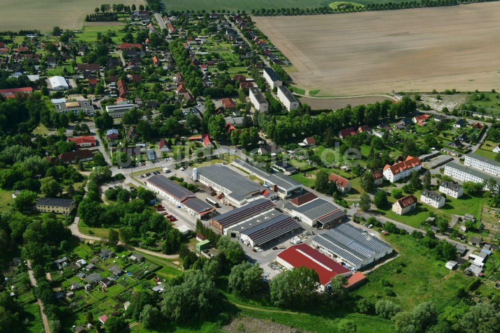 Brüsewitz von oben - Firmengelände der Flintab GmbH und der LTA Anlagentechnik GmbH in Brüsewitz im Bundesland Mecklenburg-Vorpommern, Deutschland