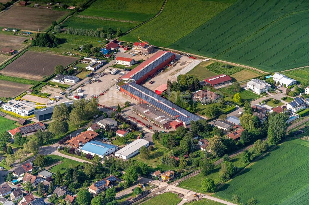 Ihringen von oben - Firmengelände der F.X.S. Sauerburger Traktoren und Gerätebau GmbH in Ihringen im Bundesland Baden-Württemberg, Deutschland