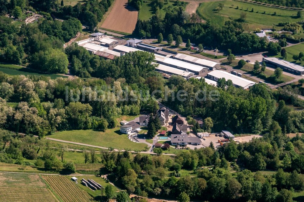 Luftaufnahme Kippenheim - Firmengelände der Hiller Objektmöbel GmbH in Kippenheim im Bundesland Baden-Württemberg, Deutschland