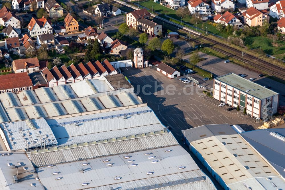 Luftbild Bellheim - Firmengelände der Kardex Remstar Maschienenbau in Bellheim im Bundesland Rheinland-Pfalz, Deutschland