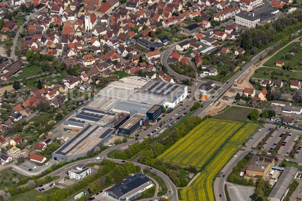 Knittlingen von oben - Firmengelände der KIESELMANN GmbH in Knittlingen im Bundesland Baden-Württemberg, Deutschland