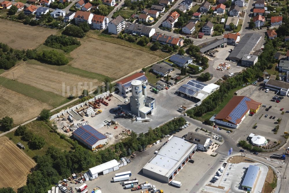 Luftbild Östringen - Firmengelände der W. Mayer Baugesellschaft mbH in Östringen im Bundesland Baden-Württemberg, Deutschland