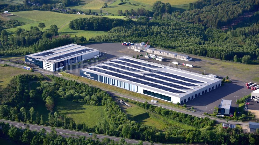Luftbild Reichshof - Firmengelände der Münker Metallprofile GmbH in Reichshof im Bundesland Nordrhein-Westfalen, Deutschland