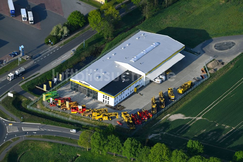 Luftaufnahme Uelzen - Firmengelände der Palandt Agrartec GmbH in Uelzen im Bundesland Niedersachsen, Deutschland