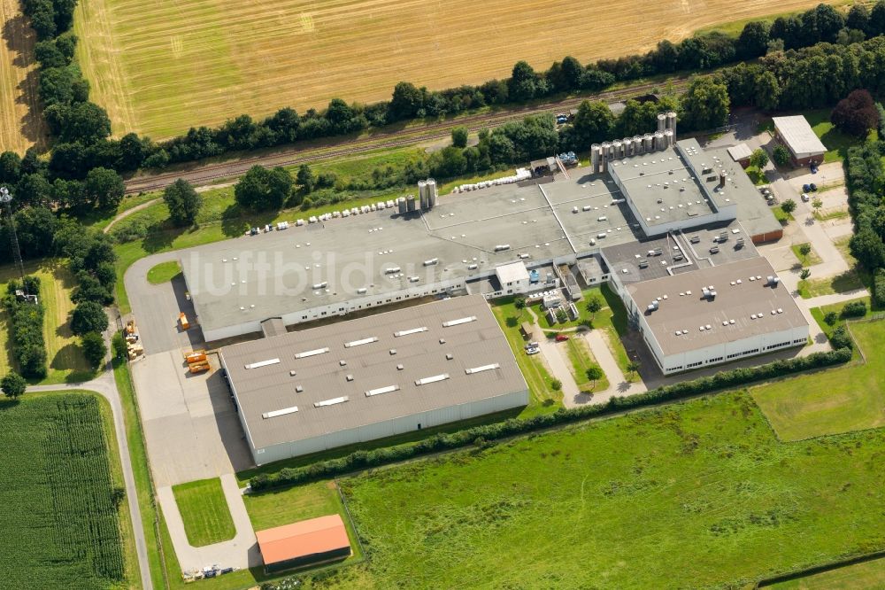 Kutenholz aus der Vogelperspektive: Firmengelände der RPC Verpackungen Kutenholz GmbH in Kutenholz im Bundesland Niedersachsen, Deutschland