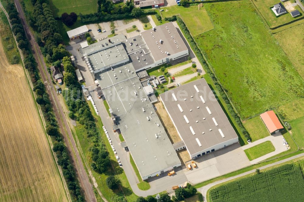 Luftbild Kutenholz - Firmengelände der RPC Verpackungen Kutenholz GmbH in Kutenholz im Bundesland Niedersachsen, Deutschland