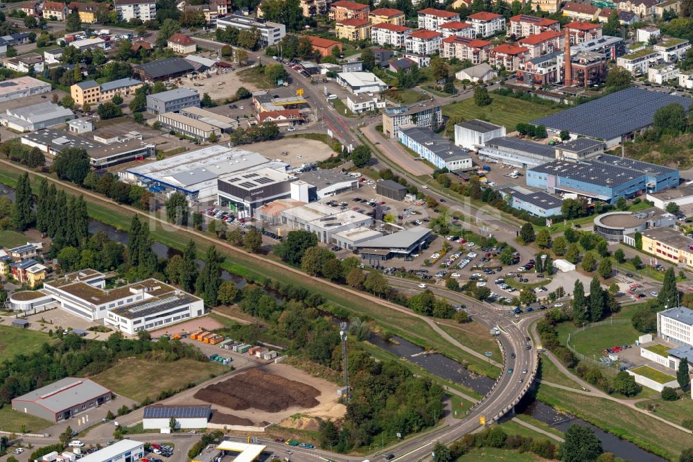 Luftbild Emmendingen - Firmengelände der Schmolck GmbH & Co. KG - Mercedes-Benz PKW und Andere in Emmendingen im Bundesland Baden-Württemberg, Deutschland