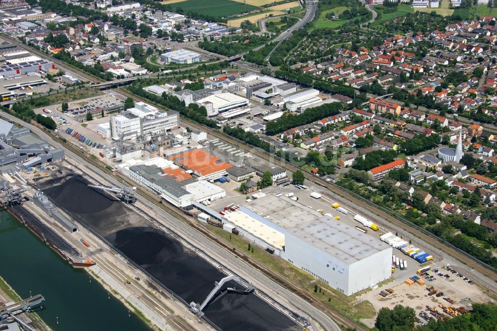 Luftaufnahme Mannheim - Firmengelände der Unilever Deutschland Produktions GmbH & Co oHG im Ortsteil Rheinau in Mannheim im Bundesland Baden-Württemberg, Deutschland